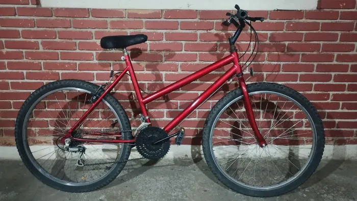 Bicicleta 18 marchas entrego