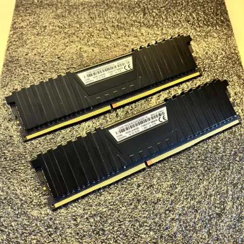 Memória RAM Corsair Vengeance ? 16GB (2x8GB)