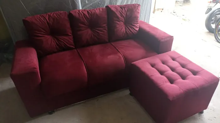 Sofá 3 lugares com Puffs