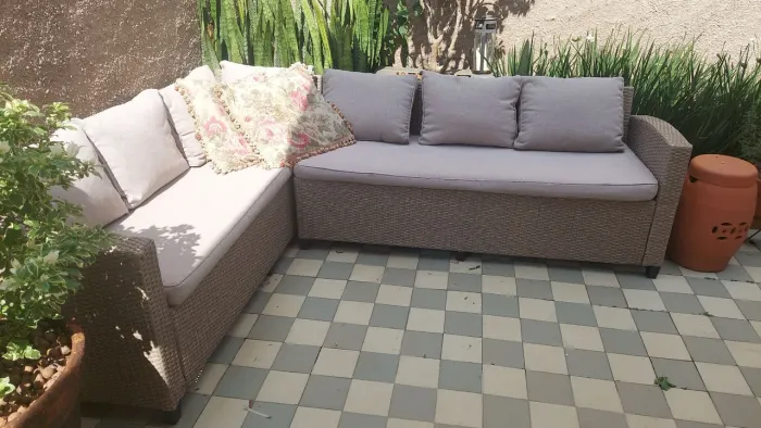 Conjunto de sofá em L para jardim
