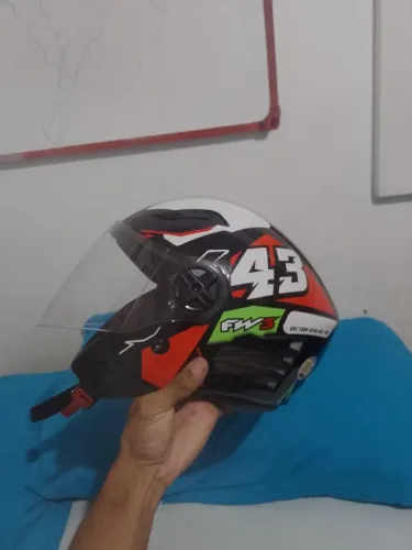 Capacete fw3 aberto