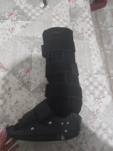 Vendo bota ortopédica
