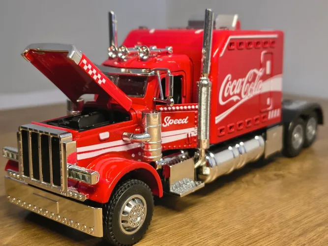 Caminhão da Coca Cola em metal.