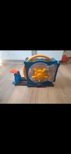 Banco Hot Wheels