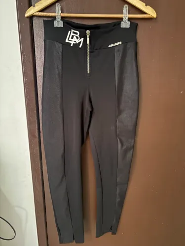 Calça labelamarfia 