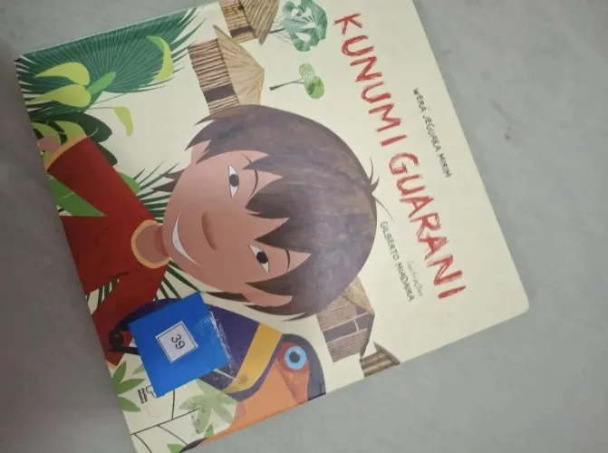 Livros de literatura infantil geralmente pedidos nas escolas, valor or cada