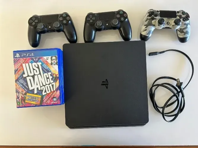 PS4 Slim 1TB (Edição EUA) + 3 Controles + 6 Jogos (Fifa, FarCry, etc)