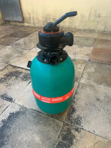 Filtro de piscina novo, pouco usado