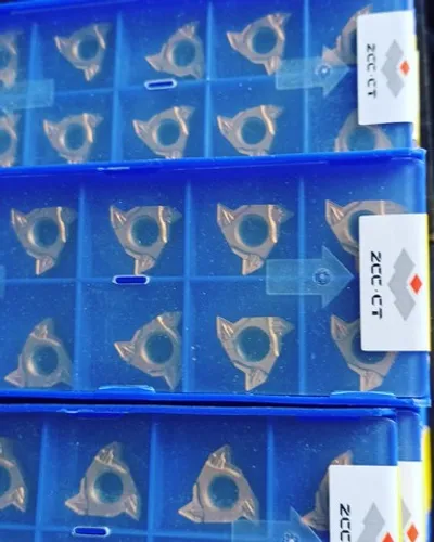 Pastilhas para Rosca Externa RT22 (22ER) ZCC-CT - Caixa com 10 unidades