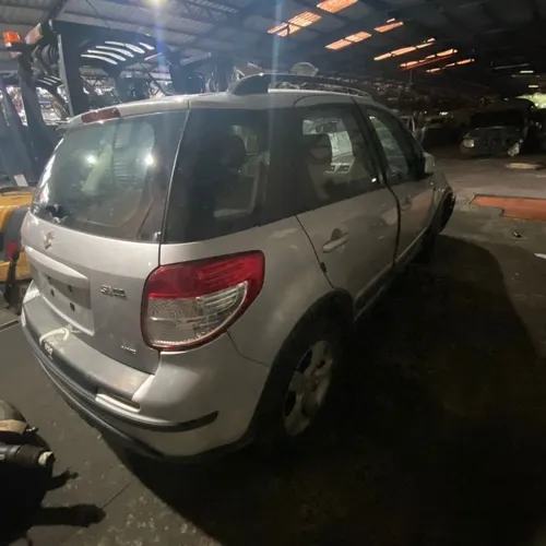 Suzuki Sx4 2.0 2012 Farol Capo Motor Porta Cambio Airbag Retrovisor Sucata