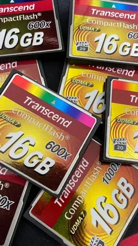 3 cartões cf 16gb - Transcender - Usado