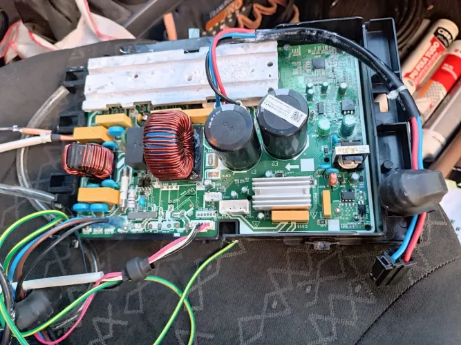 Placa Da Condensadora Springer Midea 18.000 BTUs