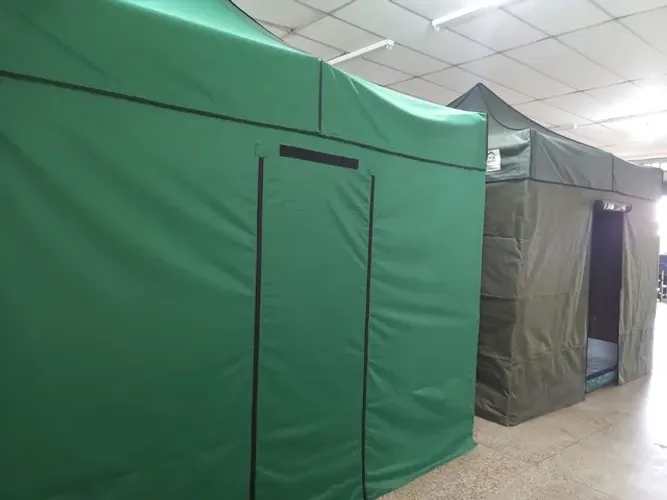 Tenda sanfonada 3x3 CAMPING FECHADA NOVA