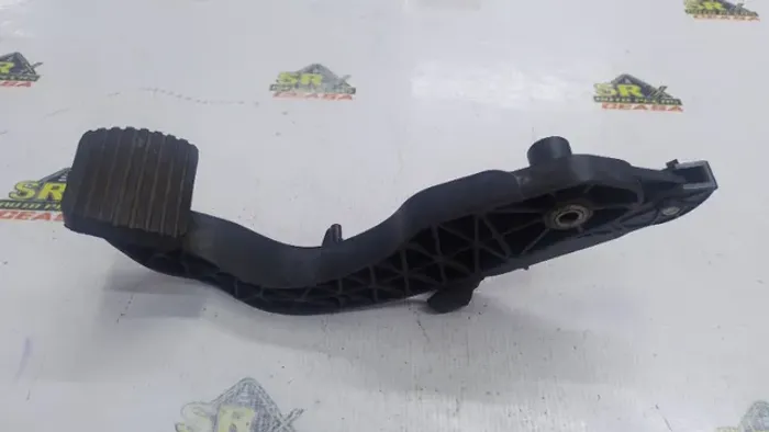 Pedal Embreagem 206