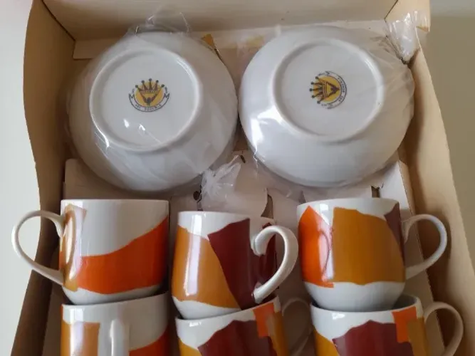 jogo de xicaras para café em porcelana bohemia antigo