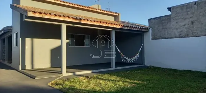 Para investir: Casa à venda no bairro Paranoá, em Panorama/SP