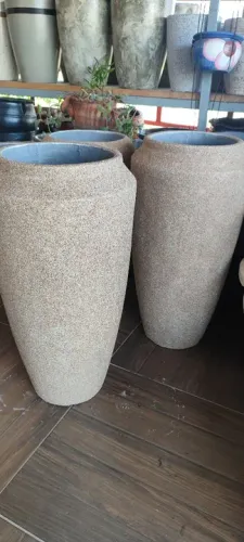 Vasos com acabamento de cristal