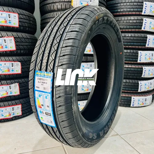 PNEU 225/60R18 MAXTREK