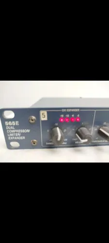 Symetrix 565E Dual Compressor Limiter Expander 