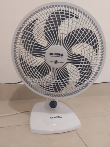 Ventilador de Mesa Mondial 30cm (220V)