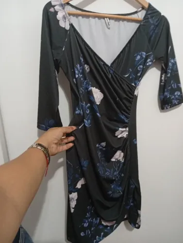 vestido estampado da lança perfume