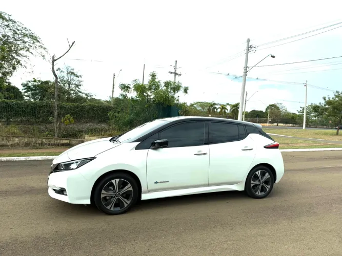 Nissan Leaf Aut. (elétrico) 2022