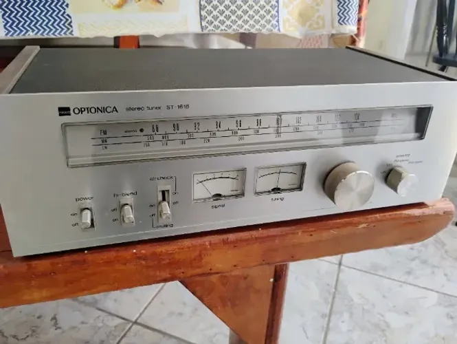 Sharp Optonica Stereo Tuner St-1616 (Usado)