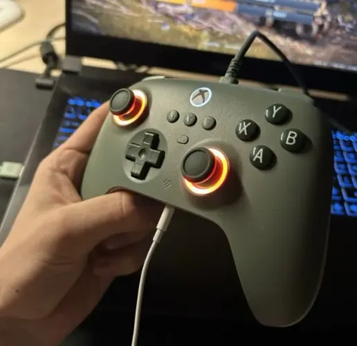 Controle com fio - 8Bitdo Ultimate C para Xbox e PC - Cinza Escuro