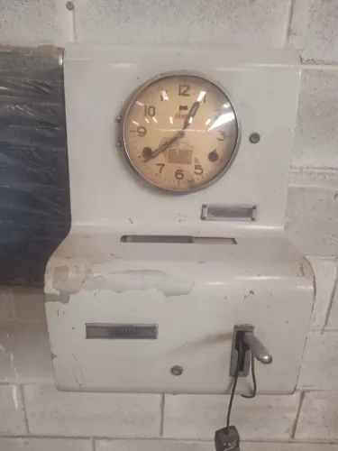 Relógio de Ponto Dimep elétrico, usado, funcionando perfeito!