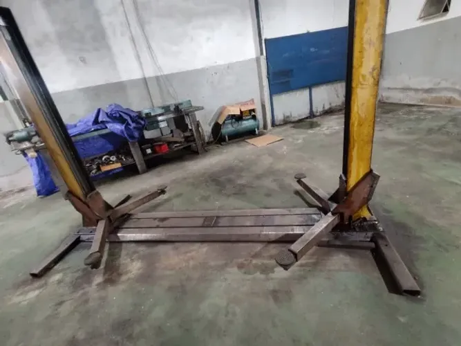 Elevador Automotivo Elevacar 2,5 ton