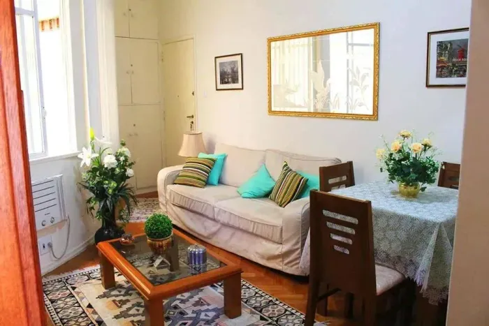Apartamento quarto e sala mobiliado no Catete/Flamengo