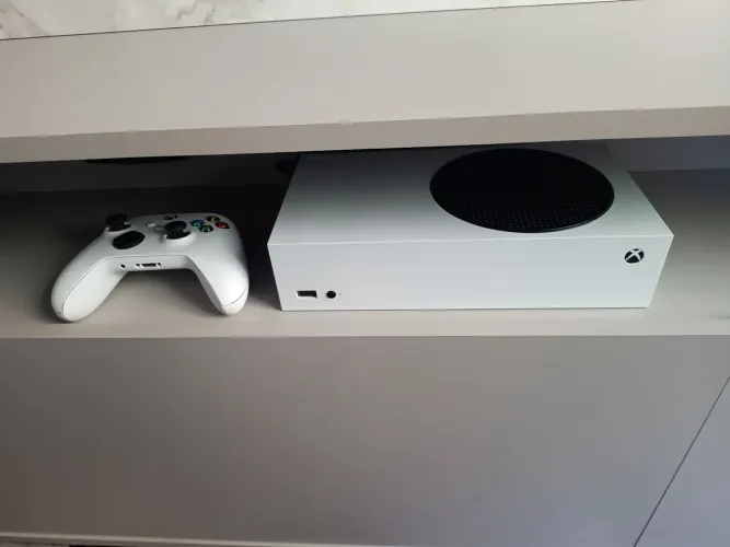 Vendo Xbox estado de novo na caixa (troco por PS5)