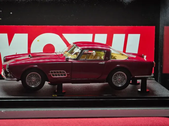 Miniatura 1:18 ferrari super america 410 hotwhels elite