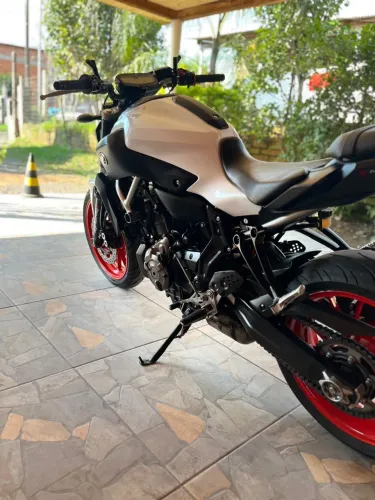Yamaha MT 07