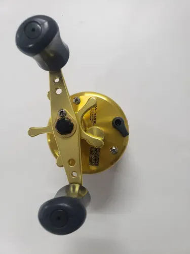 Carretilha perfil alto Marine Pacifica 400l
