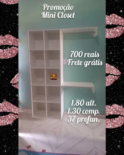 Mini closet 