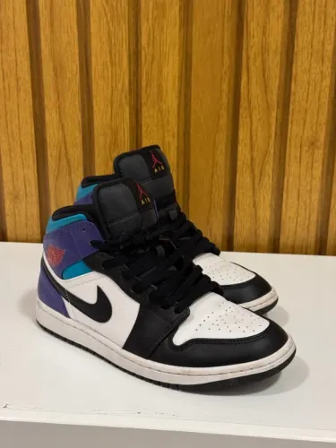 Nike Jordan 1 Mid "Aqua"