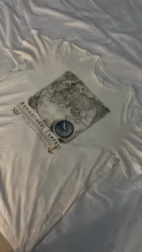 Camiseta marfino, comfort fit