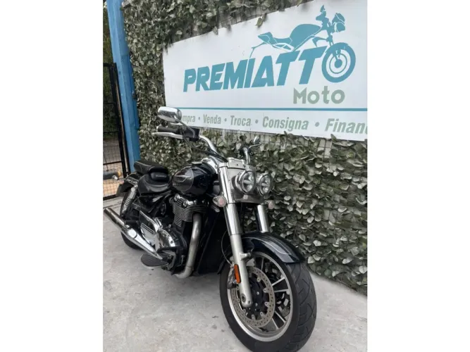 Triumph Thunderbird 1700 commander 2014