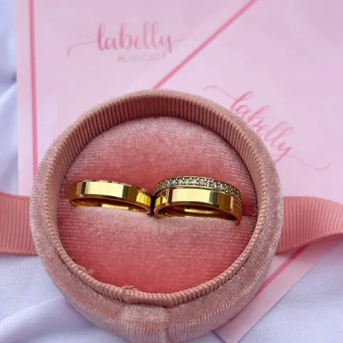 Par de alianças de compromisso com banho em ouro 18k 2025