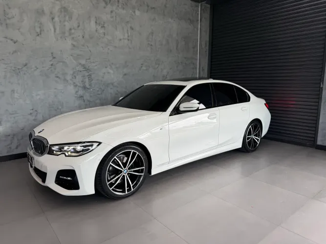 BMW 320I A 2.0 TB M Sport Activeflex 16V 4P 2022