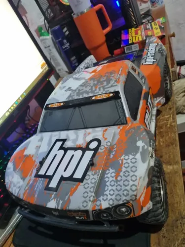 Automodelo HPI Blitz