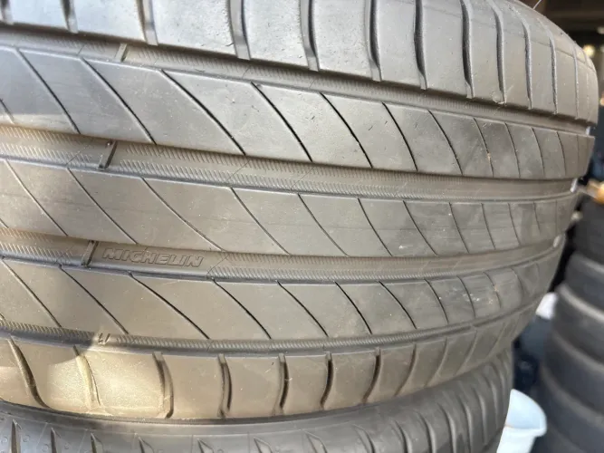 Par(dois) pneus  195/55/16 Michelin Primacy 4 bom de borracha 