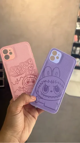 CASES EM COURINHO LABUBU PARA A55 A35 5g A16 A15 5g A14 5g A06 A05 5g Redmi 13C4g 14C G24?