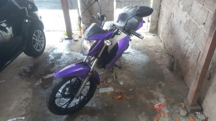 Vendo: Cg titan 160 Ex,valor 11 mil somente venda