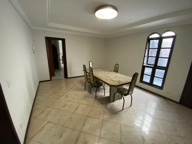 Sobrado para aluguel e venda com 400 metros quadrados com 6 quartos em Costa do Sol - Maca
