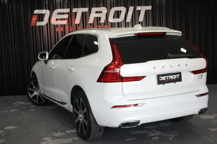 Volvo XC 60 T-5 Inscription 2.0 AWD 5P 2018