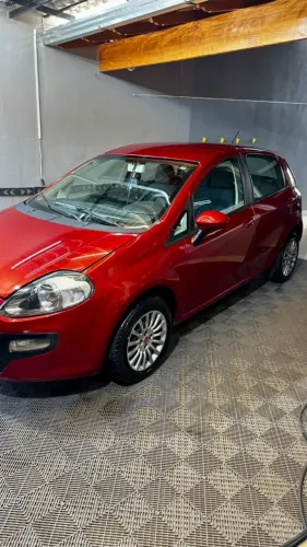 Fiat Punto Attractive 1.4 Fire Flex 8V 5P 2014