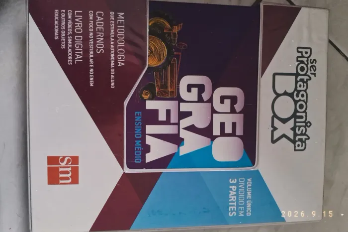Kit de livros voltados para concursos e vestibulares