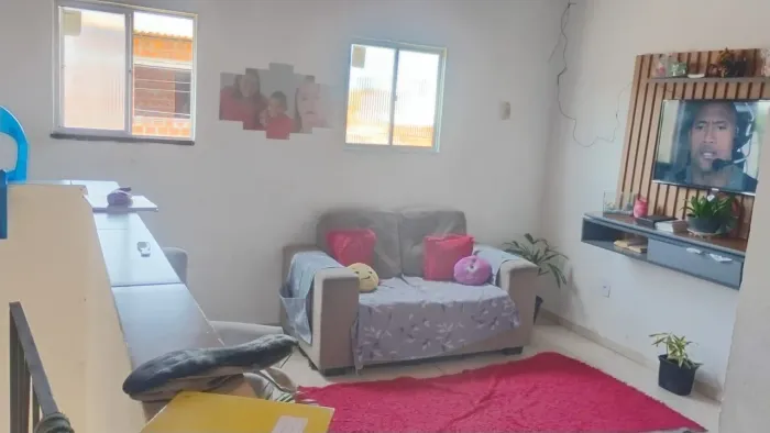 2 casas pra vender no 17 de março próximo à maternidade 